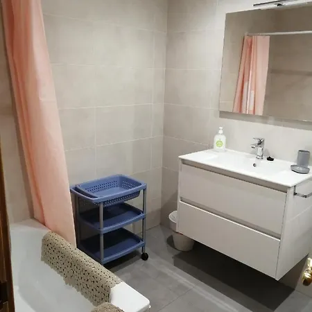 Rio Agueera De Guriezo, Cerca De Castro Urdiales Y Bilbao